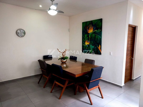 Imagen 4 de 10 de Casa En Venta En Loredo Residencial, En Colima