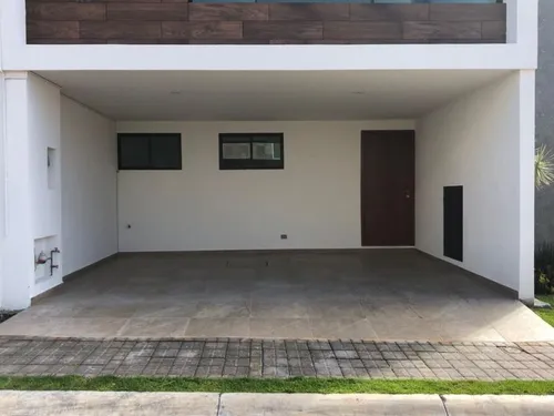 Casa En Venta En Lomas De Angelópolis Ii