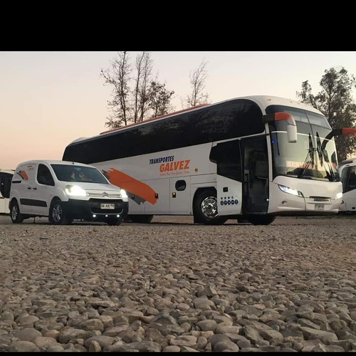 Imagen 9 de 10 de Arriendo De Buses / Viajes Especiales / Turismo