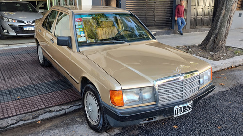 Mercedes Benz 190 E Automático 1084