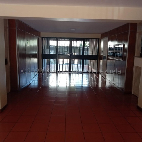 Apartamento En Alquiler Chuao #24-27205 K.f
