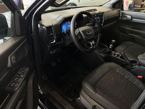 Ford Ranger 2.0T Cd Black 4X4 Mt