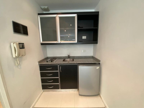 Imagen 2 de 14 de Venta Depto/oficina En Edificio Corporativo · Inmejorable Ubicación! Apto Profesional