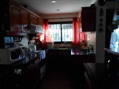 Imagen 8 de 23 de Excelente Chalet - Lote 11 X 45 - 5 Ambientes - Parque Casta