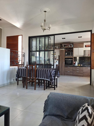 Venta Casa En Calle Cordoba 1333, Villa San Nicolas, Cordoba