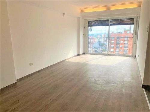 Imagen 5 de 12 de 2 Amb Centrico - Apto Profesional // Av. Rivadavia 13.876