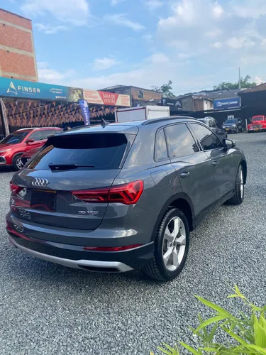 Audi Q3 1.4 TFSI AMBITION TP 1400CC T CT TC R18