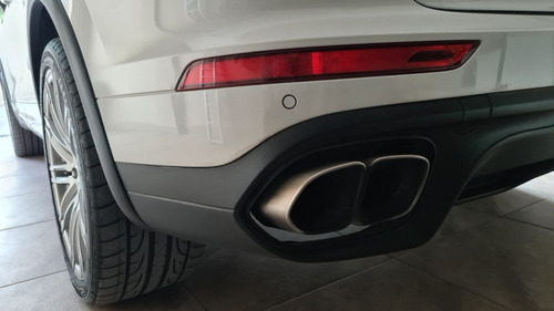 Imagen 7 de 15 de Porsche Cayenne 2015 4.8 Turbo Tiptronic At