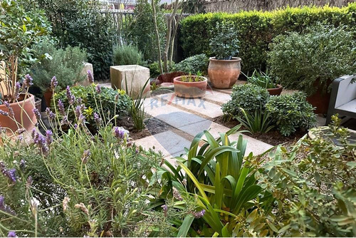 Departamento Con Jardín, 2 Dormitorios