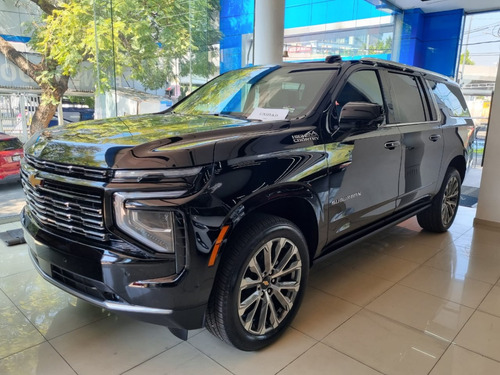 Chevrolet Suburban 6.2 High Country 4X4 At