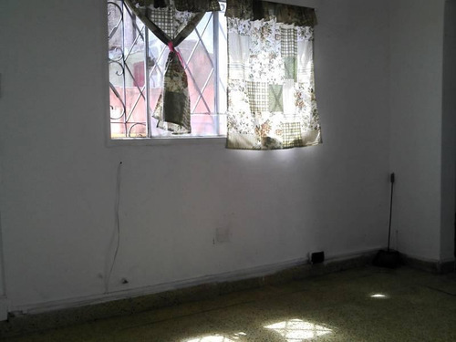 Imagen 10 de 14 de Palomar-ph Pta.baja Tipo Casa -3 Amb. -jardin De 130m-muy Luminoso!230m2 Totales