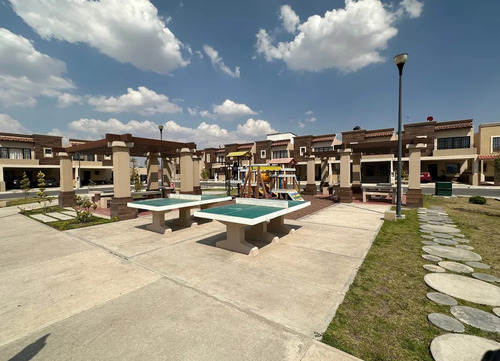 Reestrena Casa En Residencial Andalucia A 15 Min Del Aifa Con Seguridad 24 Hrs Y A 2 Min Aut Mex Pachuca