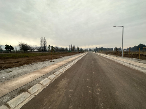 Condominio, Guardias 24/7 En Chicureo, A Pasos De Colegios