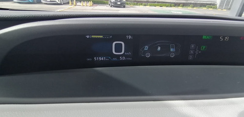 Imagen 13 de 15 de Toyota Prius 2017 Premium