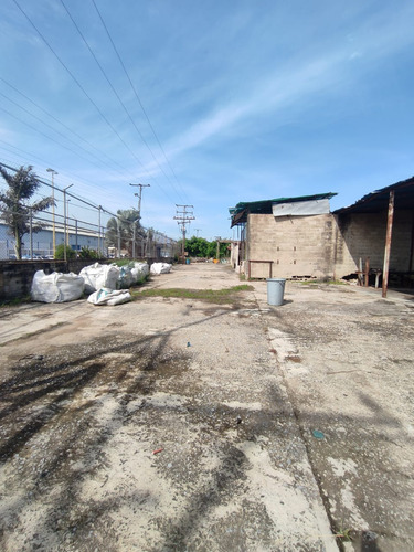 Se Vende Galpón Carretera Nacional. Cagua La Villa