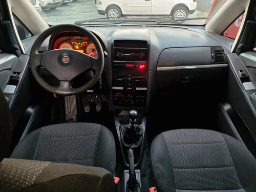 Fiat Idea 1.4 MPI ELX 8V FLEX 4P MANUAL
