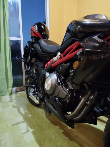 Imagen 10 de 11 de Benelli Tnt 300