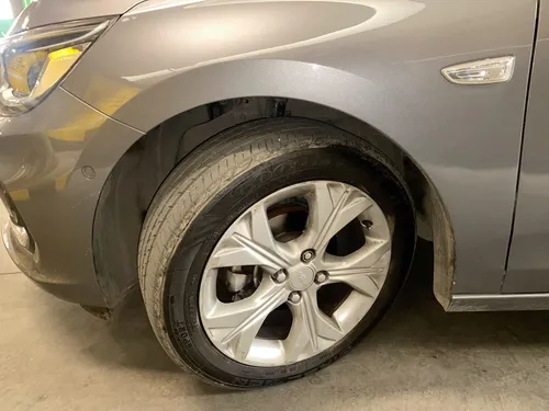 Chevrolet Onix 1.0T Premier Sedan At