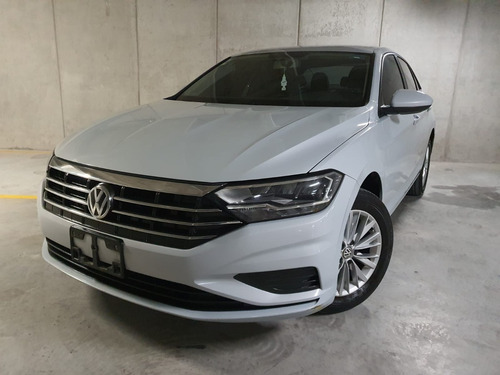 Imagen 1 de 11 de Volkswagen Jetta Confortline