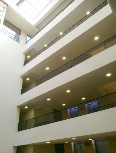 Edificio Cienfuegos (1 Bod.) Vista Oriente Piso 2