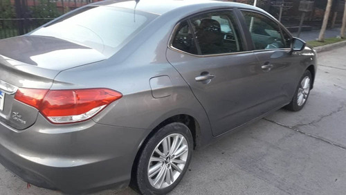 Imagen 2 de 3 de Citroën C4 Lounge 2.0 Live 2016