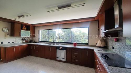 Imagen 6 de 14 de Casa En Venta En Cumbres De Curumo 22-8149 Alejandra Pérez 0414-9149701