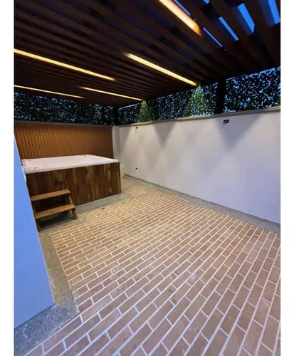 Venta De Penthouse En Laureles, Piso Con Terraza Y Jacuzzi, Medellín