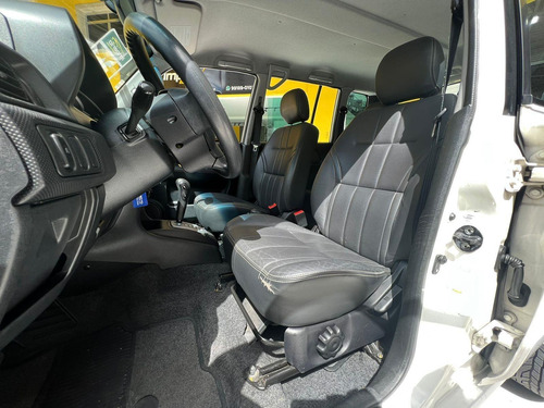 Imagem 11 de 14 de Mitsubishi Pajero Tr4 Pajero Tr4 2.0/ 2.0 Flex 16v 4x4 Aut.