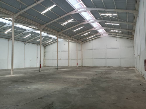Imagen 7 de 15 de Vende O Alquila Galpon En Conjunto Empresarial Aero Centro Internacional Valencia Fg