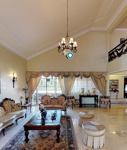 Imagen 5 de 20 de Espectacular Casa En Cuesta Hermosa Lll De Arroyo Hondo Que Cuenta Con Grandes Espacios,picina .estudio, Family Room, ,2 Cocina, 2 Area De Comedor , Sala ,estar 5 Habitaciones Cada Una Con Su Baño , T