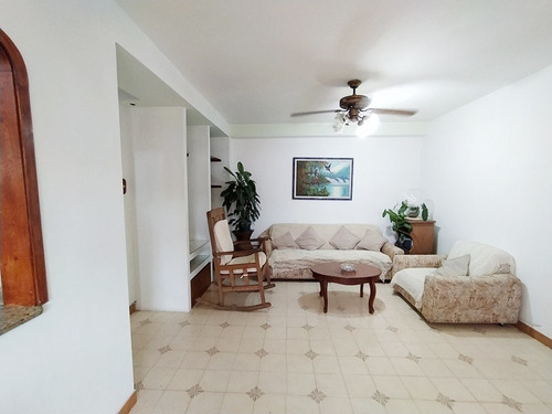 Imagen 10 de 26 de Foa-2483 Vende Apartamento En La Urb. Las Quintas Del Municipio Naguanagua