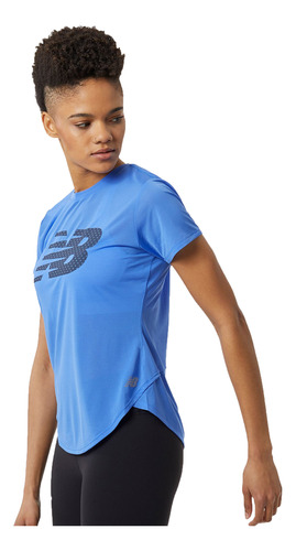 Remera New Balance Graphic Accelerate Mujer Running Celeste