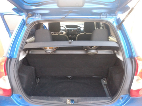 Imagen 7 de 8 de Toyota Etios