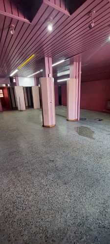 Alquiler Marcelo T.de Alvear 4727 Caseros Local 180 M2