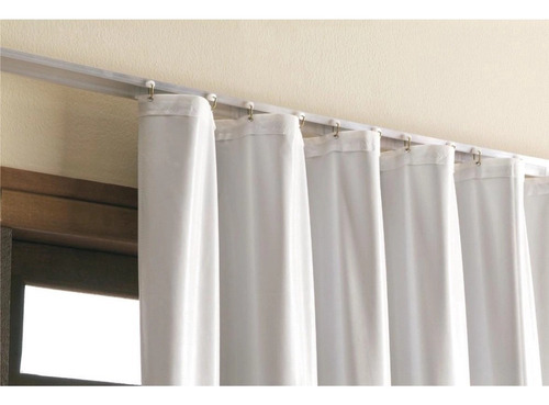 Cortina Blackout Corta Luz Blecaute Trilho Comum 1,4m X 1,8m Cor Branco