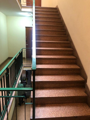 Imagen 3 de 16 de Muy Amplio Departamento.bajas Expensas