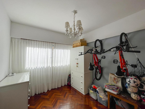 Imagen 11 de 20 de Piso Exclusivo 3 Dormitorios Al Frente - Zeballos 848