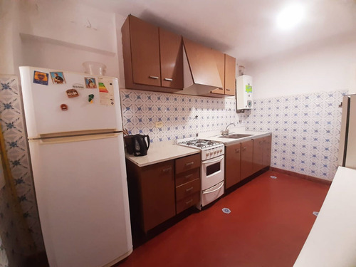 Venta Casa 4 Ambientes Y Amplio Parque Copacabana