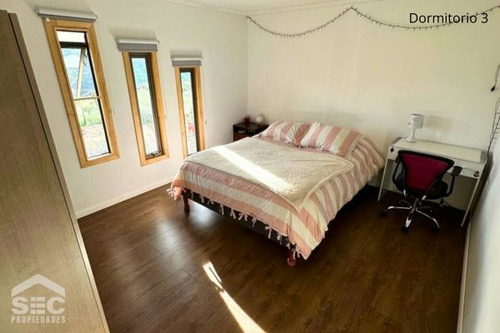 Vendo Parcela Con Gran Casa Y Piscina En Los Andes
