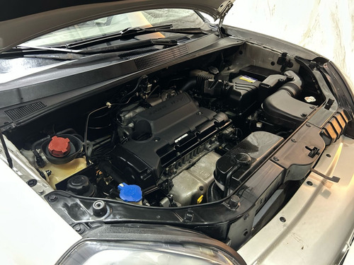 Hyundai Tucson 2.0 MPFI GLS 16V 143CV 2WD FLEX 4P AUTOMÁTICO