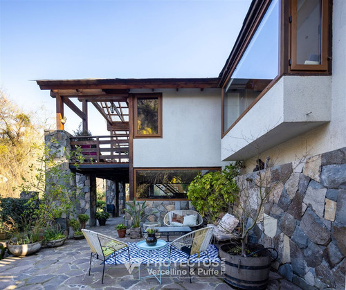 Espectacular Casa En El Arrayán Con Vistas Al Río