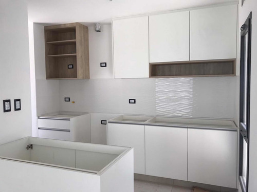Casa En Venta En Comarca De Allende Villa Allende