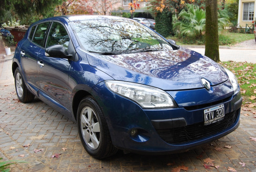 Imagen 8 de 17 de Renault Megane 2.0 Privilege 2012