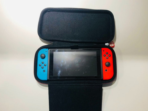 Nintendo Switch 32gb + 2 Juegos + Funda + 1 Semana De Uso