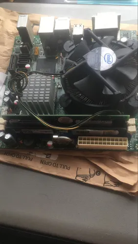 Board Intel Dq45ex+procesador Intel Dual+3 Gigas Ram Ddr2 (Usado)