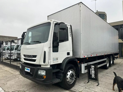 Iveco Tector 240e22 2013 6x2 Baú /ñ 24250 24280 2425 2426