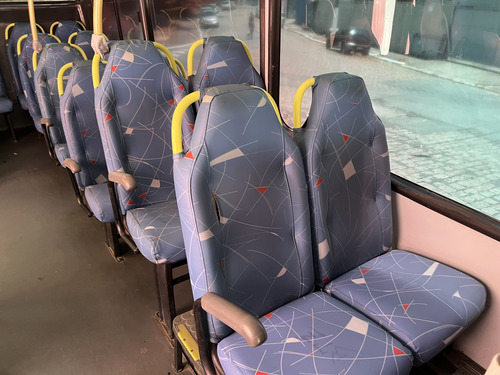 Onibus Torino Ar/cond Escolar 47 Lugares Vw 17.230 Mwm