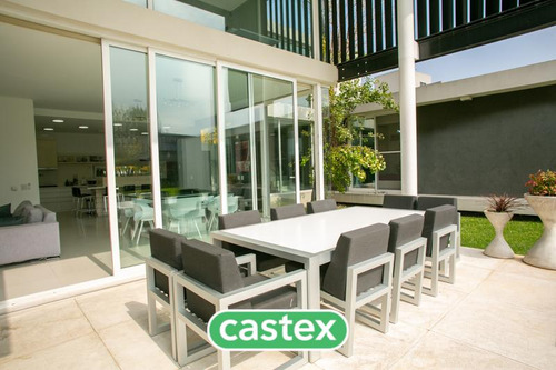 Moderna Casa En Venta En Terravista, General Rodriguez