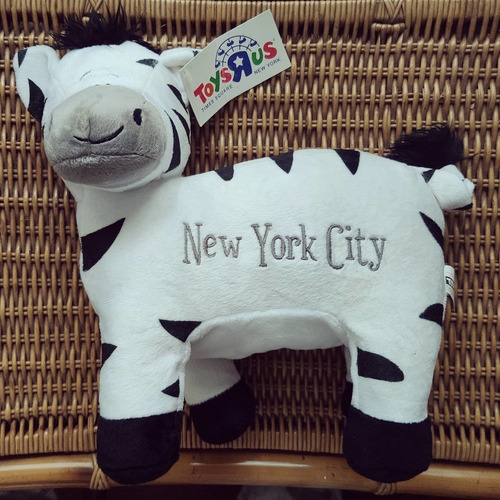 Desapegadoc Pelúcia Zebra New York Toysrus Times Square Novo
