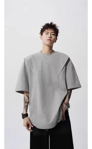 Camiseta De Moda Juvenil Con Cuello Redondo Y Manga Corta Un